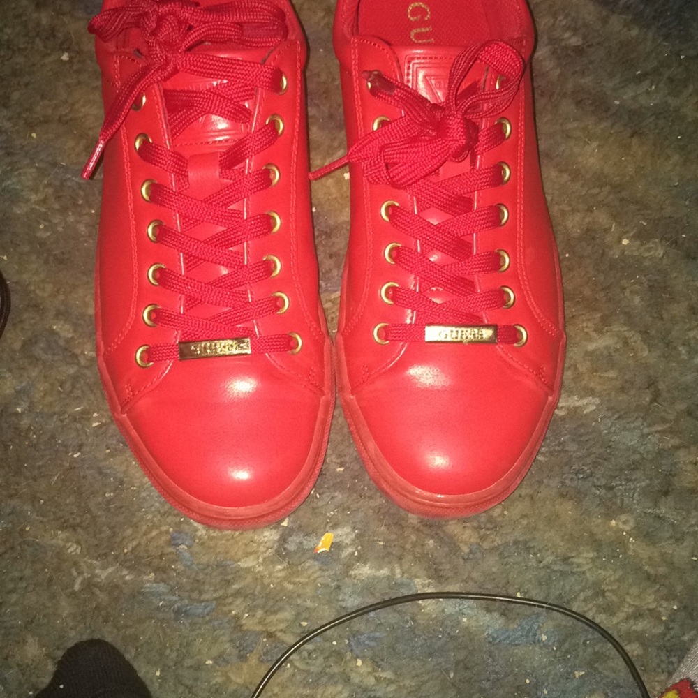 8.5 guess shoes